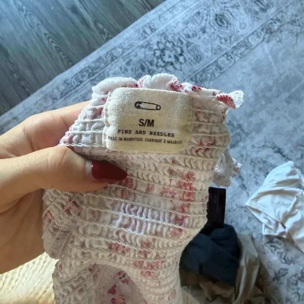 Urban Outfitters Crop Top - Picture 3 of 3